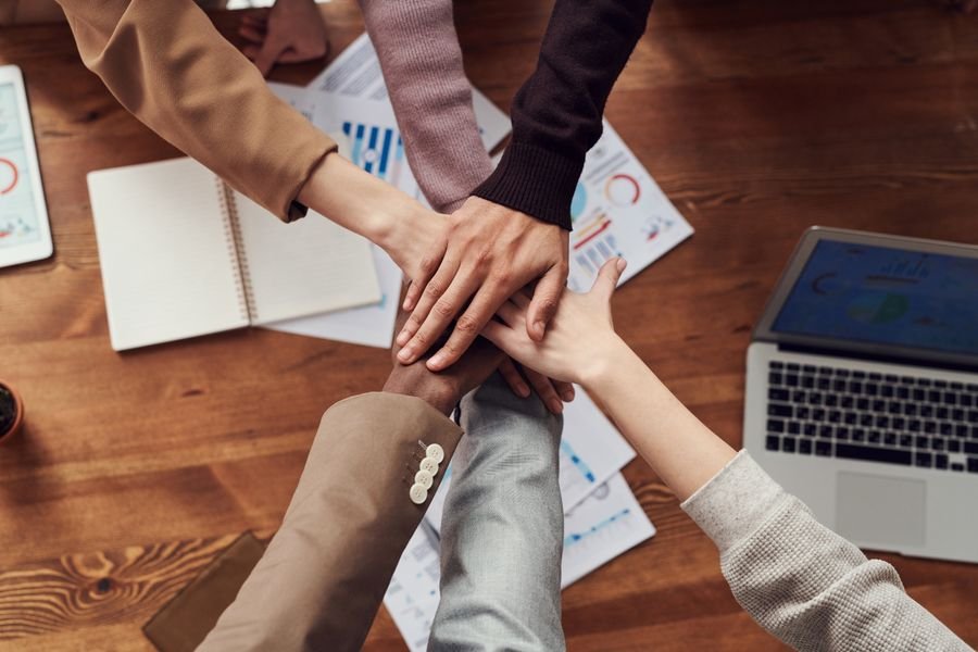Markham SEO Services The SEO Pros Markham SEO company team strategy meeting York Region Ontario digital marketing
